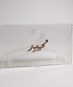 Alternative view of علاّق أكريليك ميني باسم الطفل